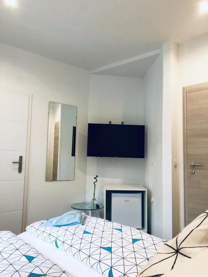 Homestay am Markt Adenau Buitenkant foto
